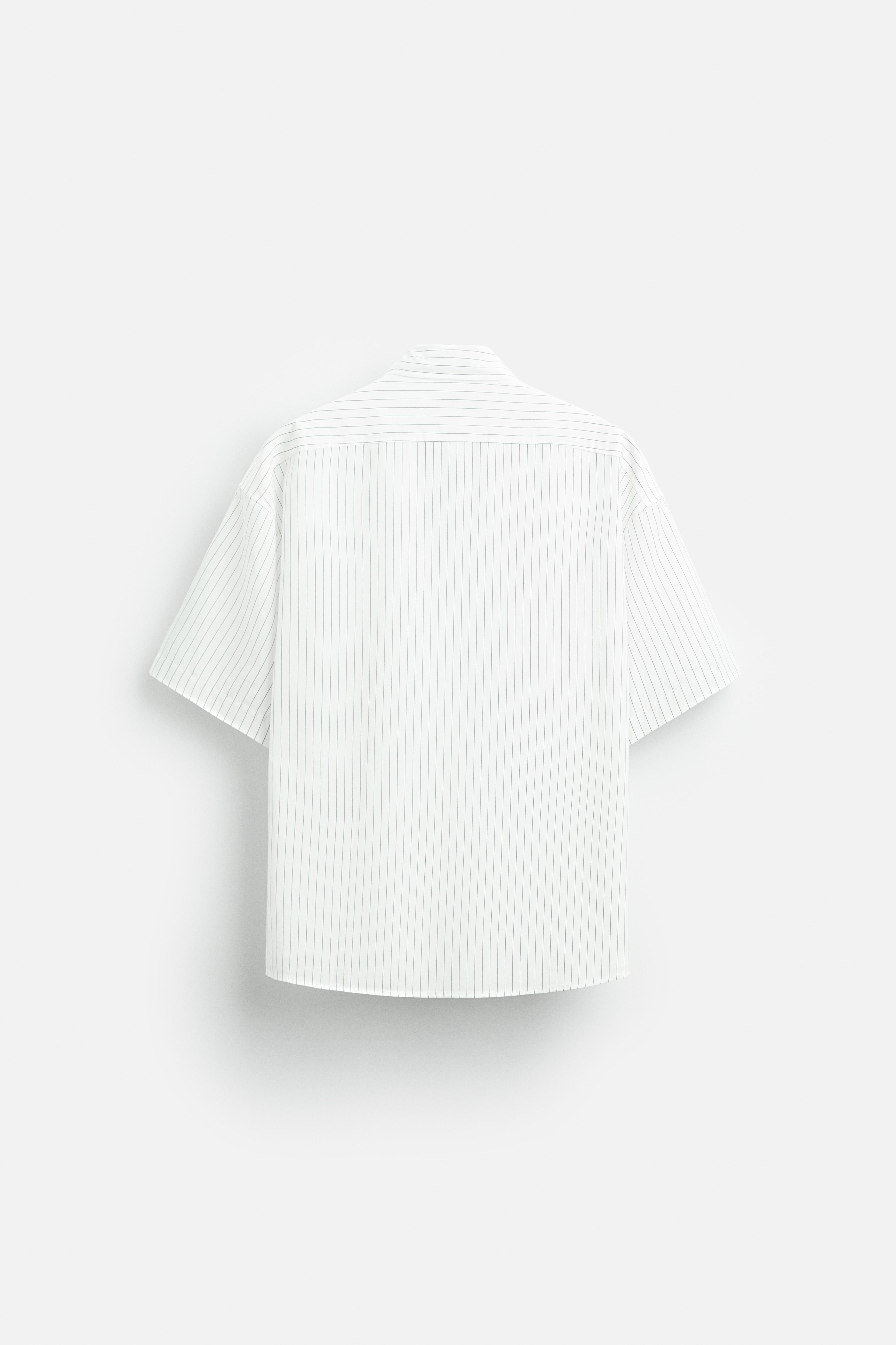 STICKER PRINT STRIPED SHIRT Product Image