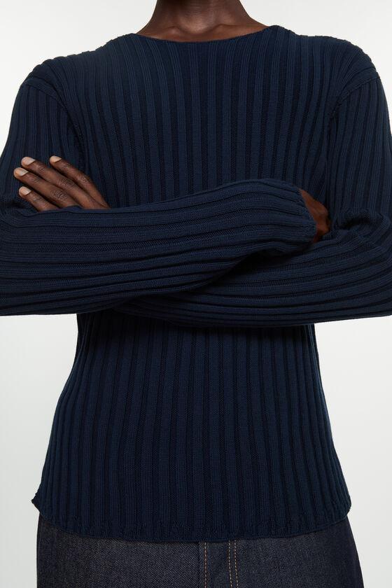 Ribbed jumper Product Image