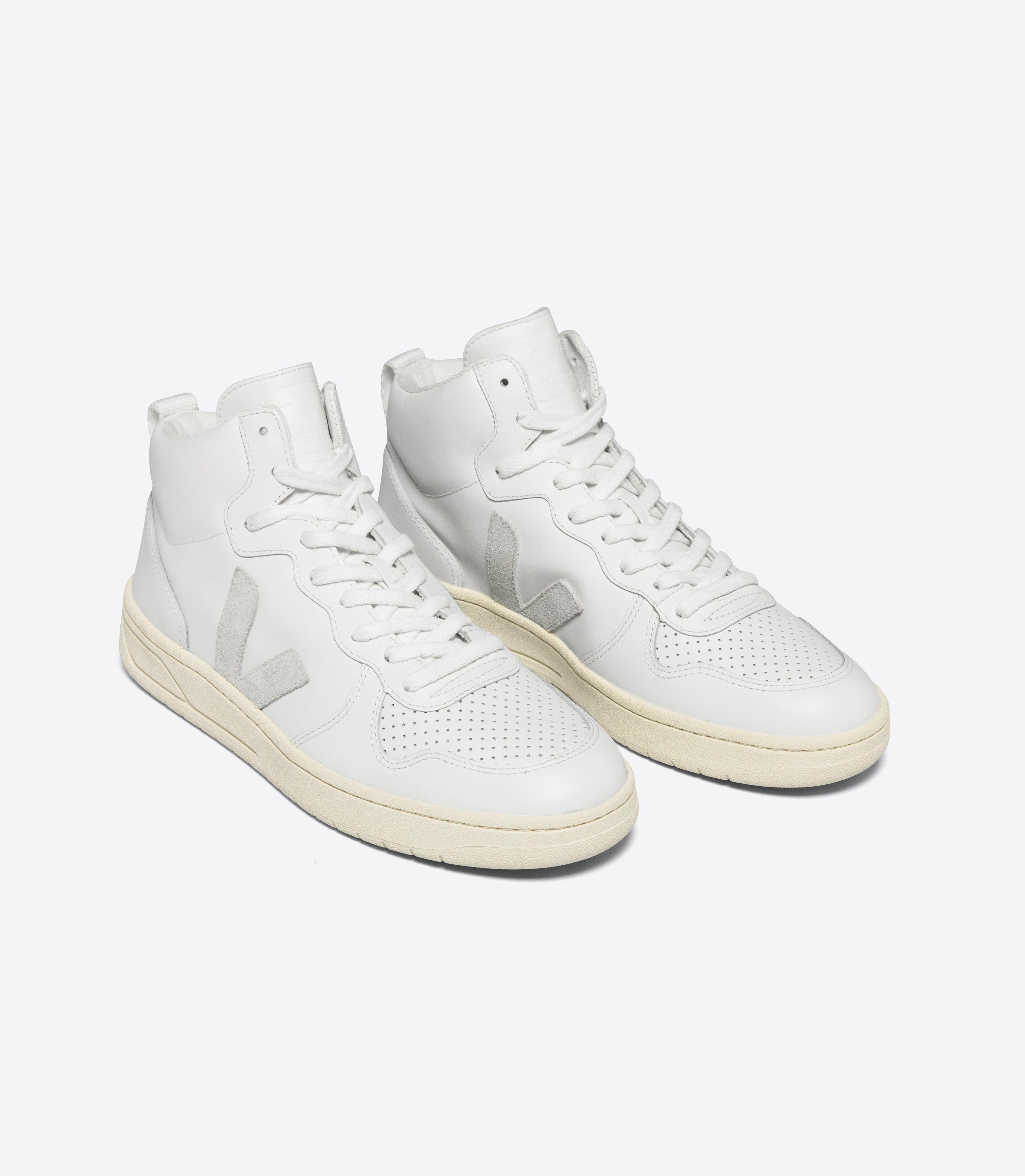 VEJA Women's V-15 - Extra White Natural Female Product Image