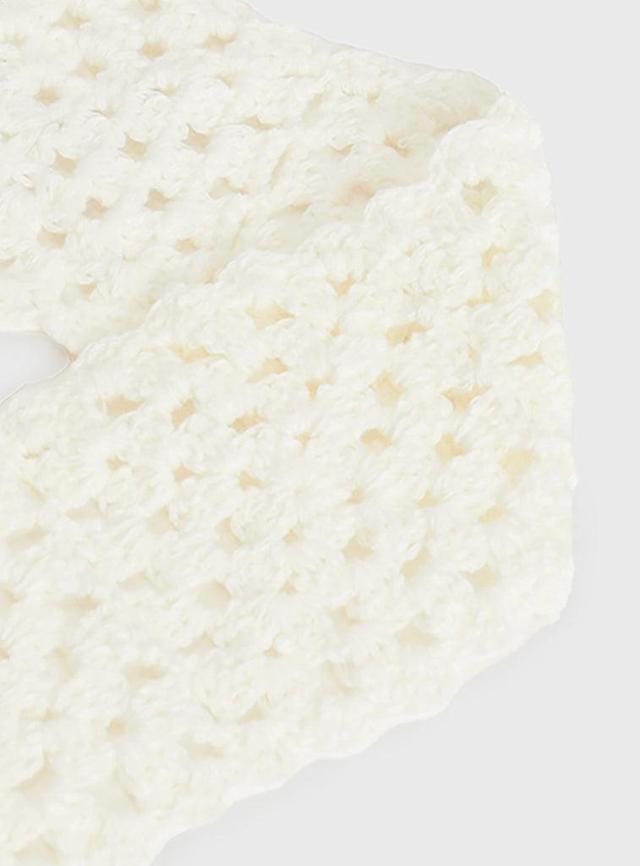 Sarea Crochet Headband White Product Image