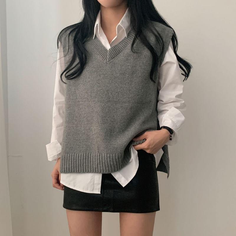 Long-Sleeve Collared Plain Shirt Product Image