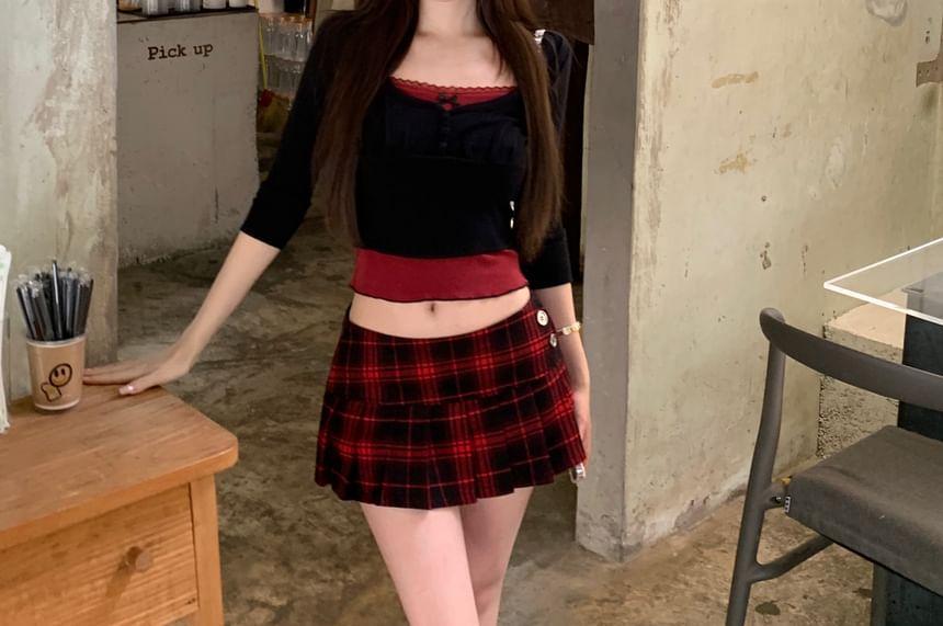 Low Rise Plaid Pleated Mini A-Line Skirt Product Image