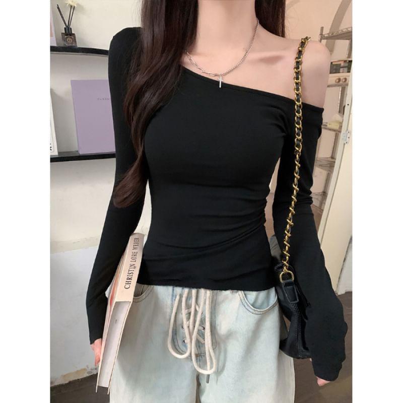 Long-Sleeve Off-Shoulder Plain Tee Product Image