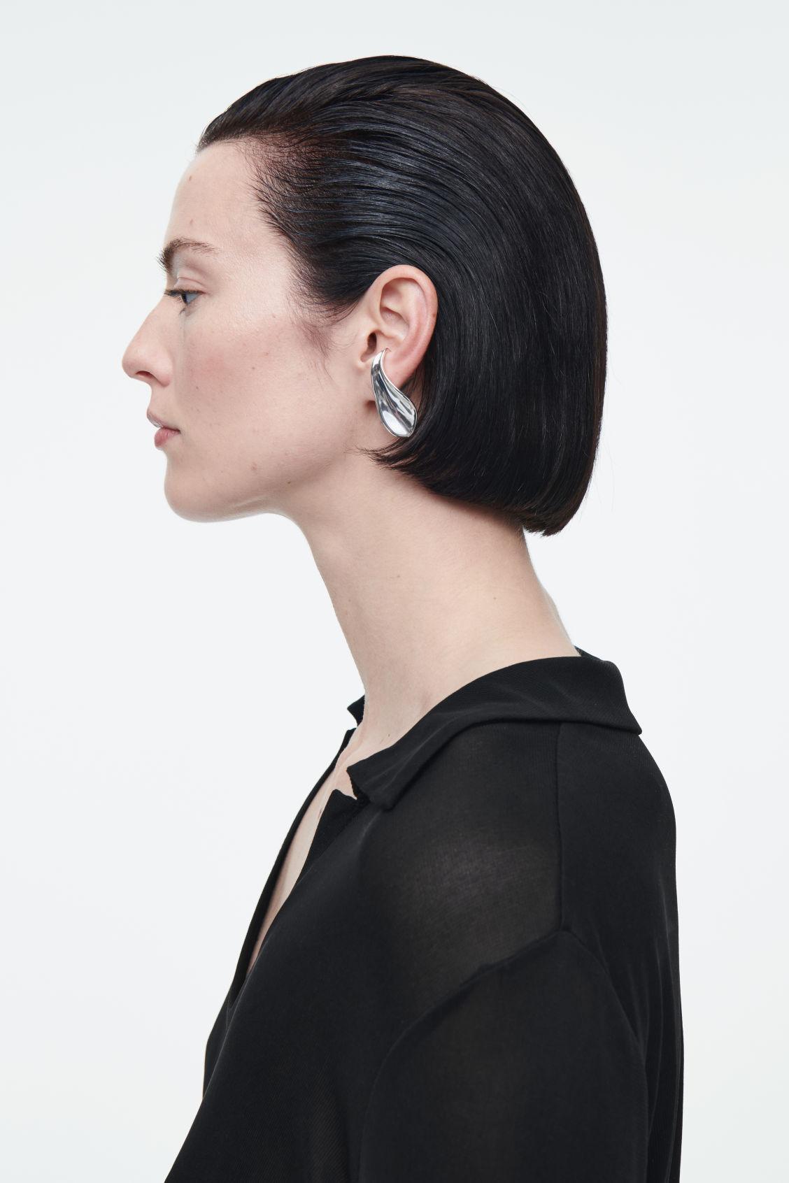 ORGANIC-SHAPED MISMATCHED EARRINGS Product Image