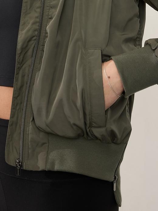 Jetset Bomber Product Image