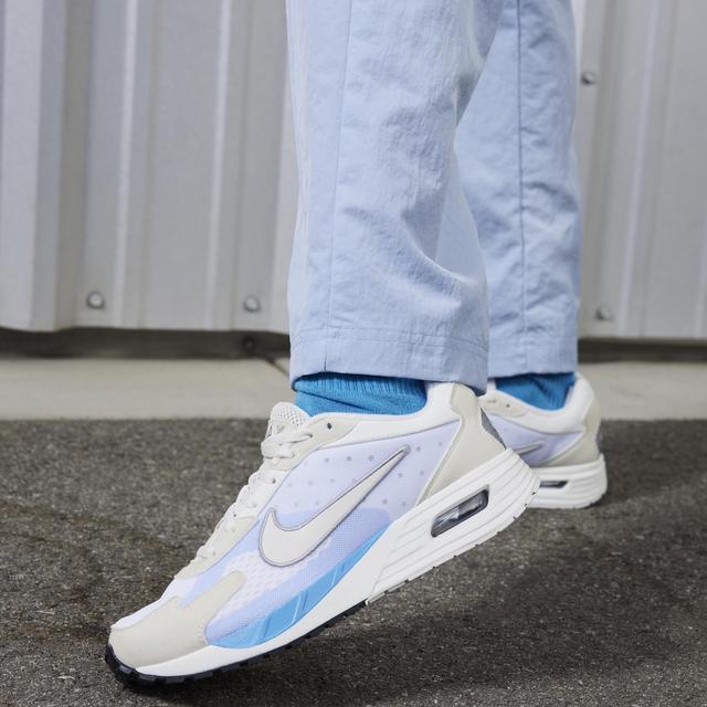 Nike Women's Air Max Solo Shoes Product Image