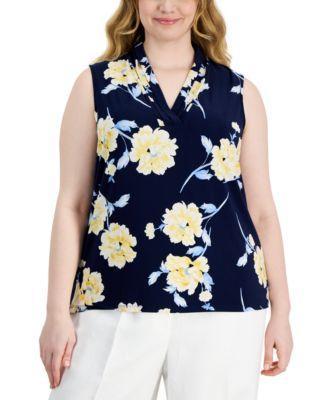 Plus Size Printed Triple-Pleat V-Neck Top Product Image