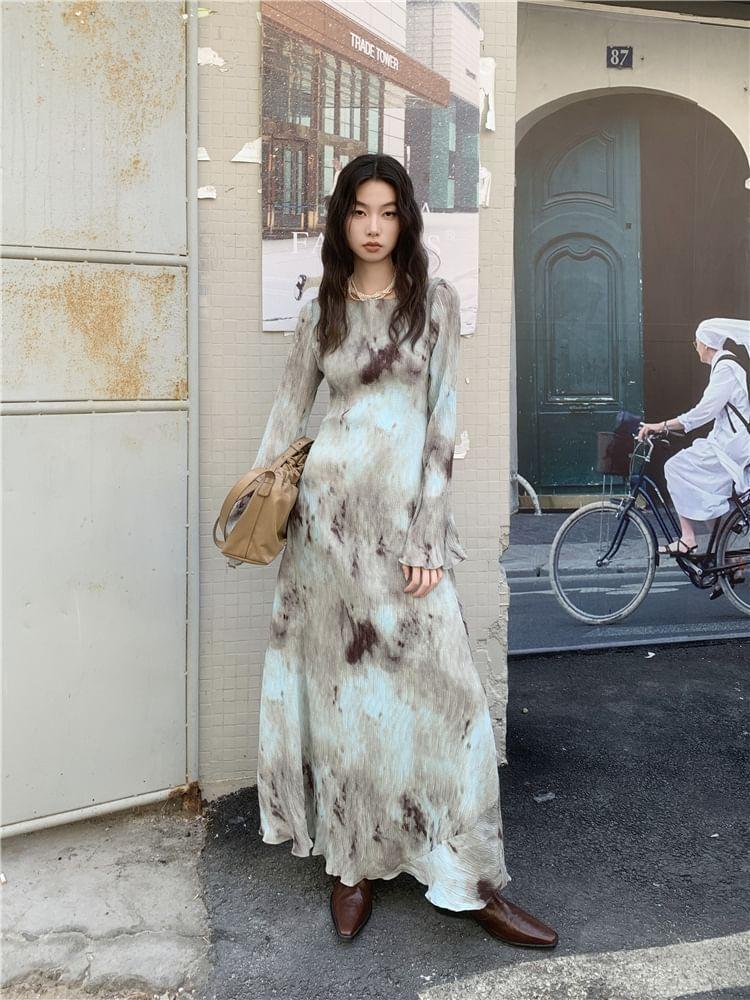 Long-Sleeve Crew Neck Tie Dye Cutout Back Maxi A-Line Dress Product Image