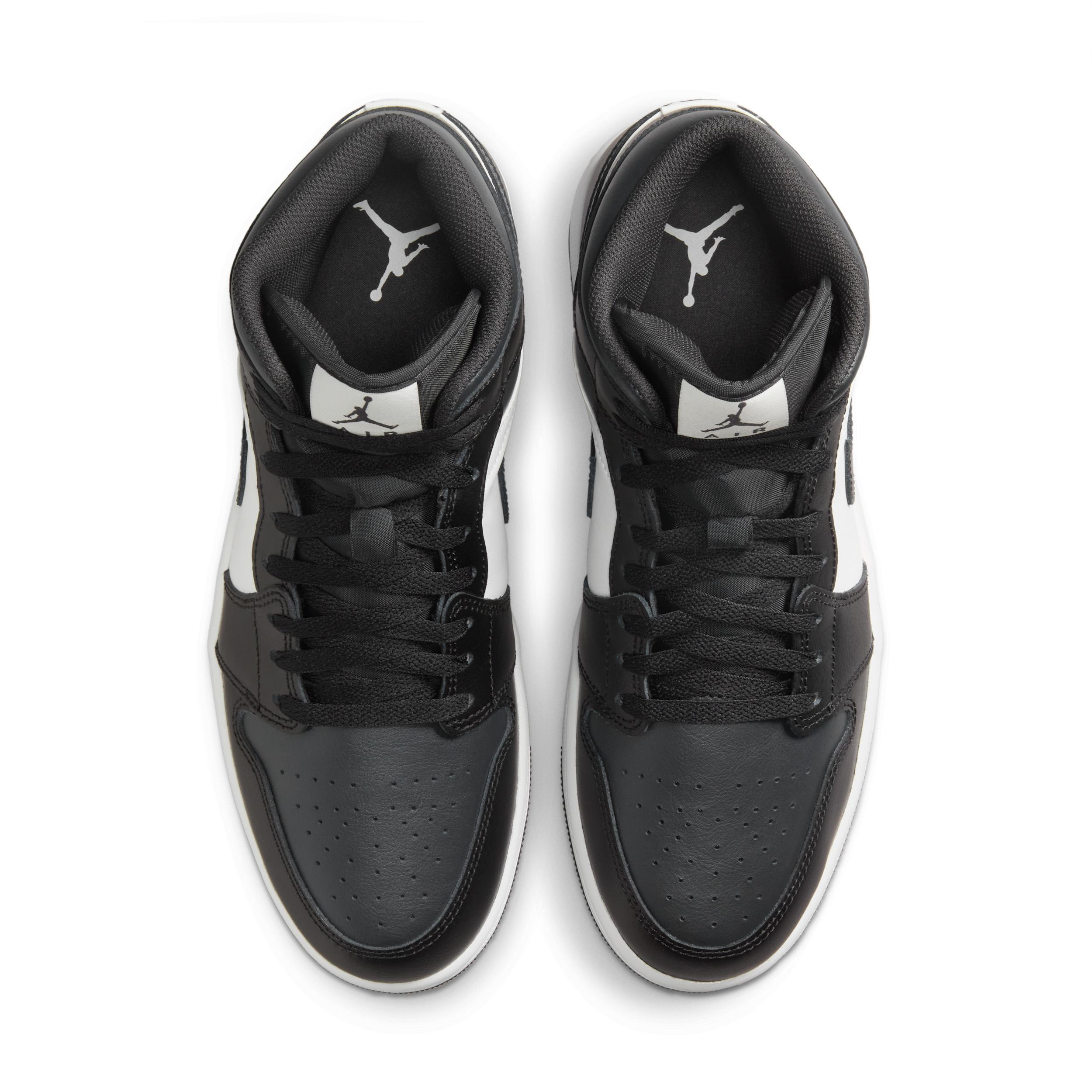 Men's Air Jordan 1 Mid Shoes Product Image