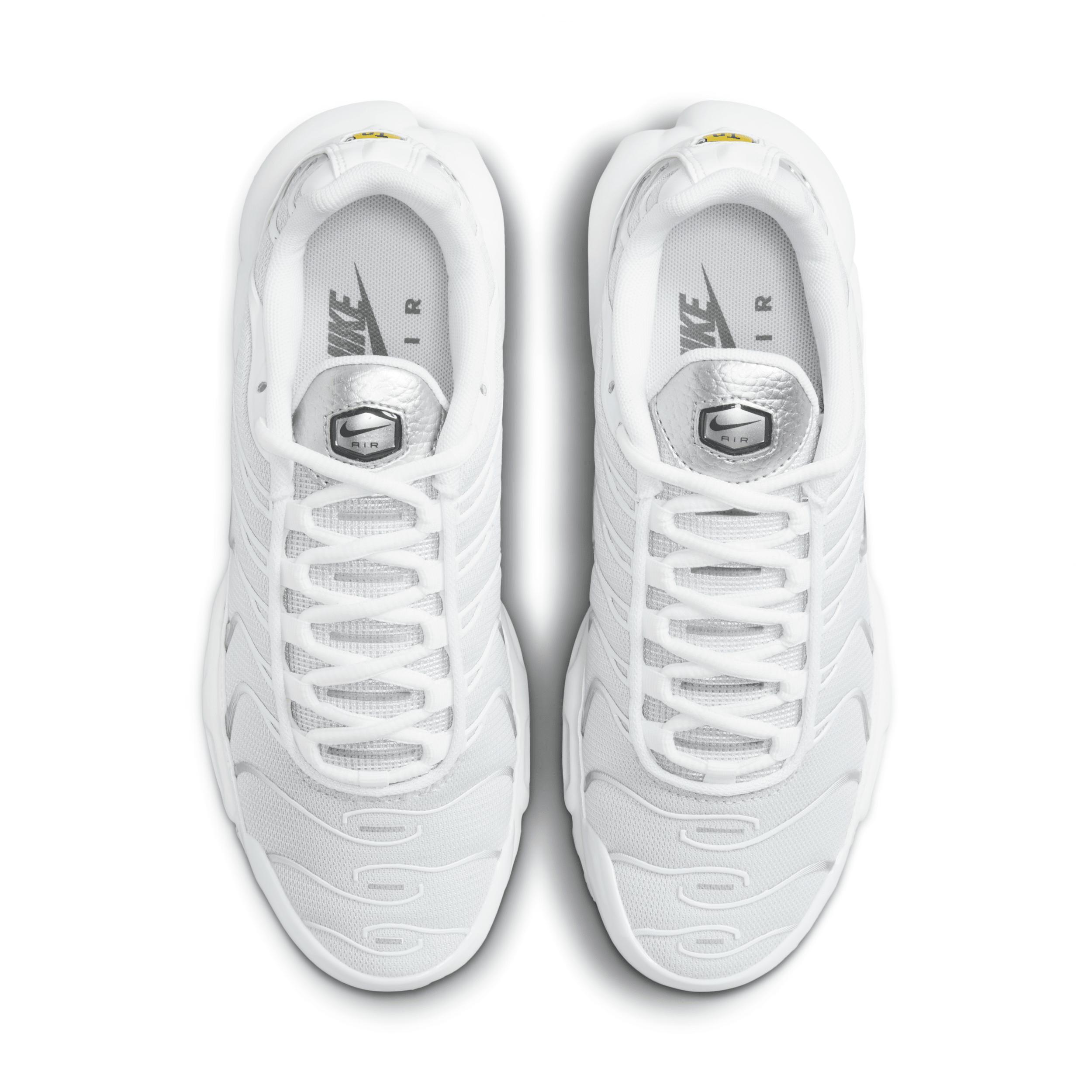 Nike Womens Air Max Plus Shoes Product Image