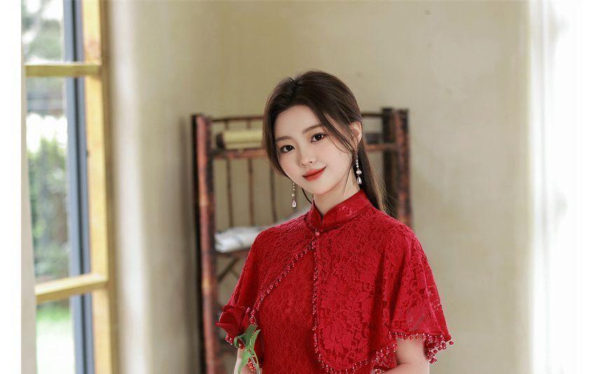 Set: Short-Sleeve Lace Panel Midi Qipao + Cape Product Image