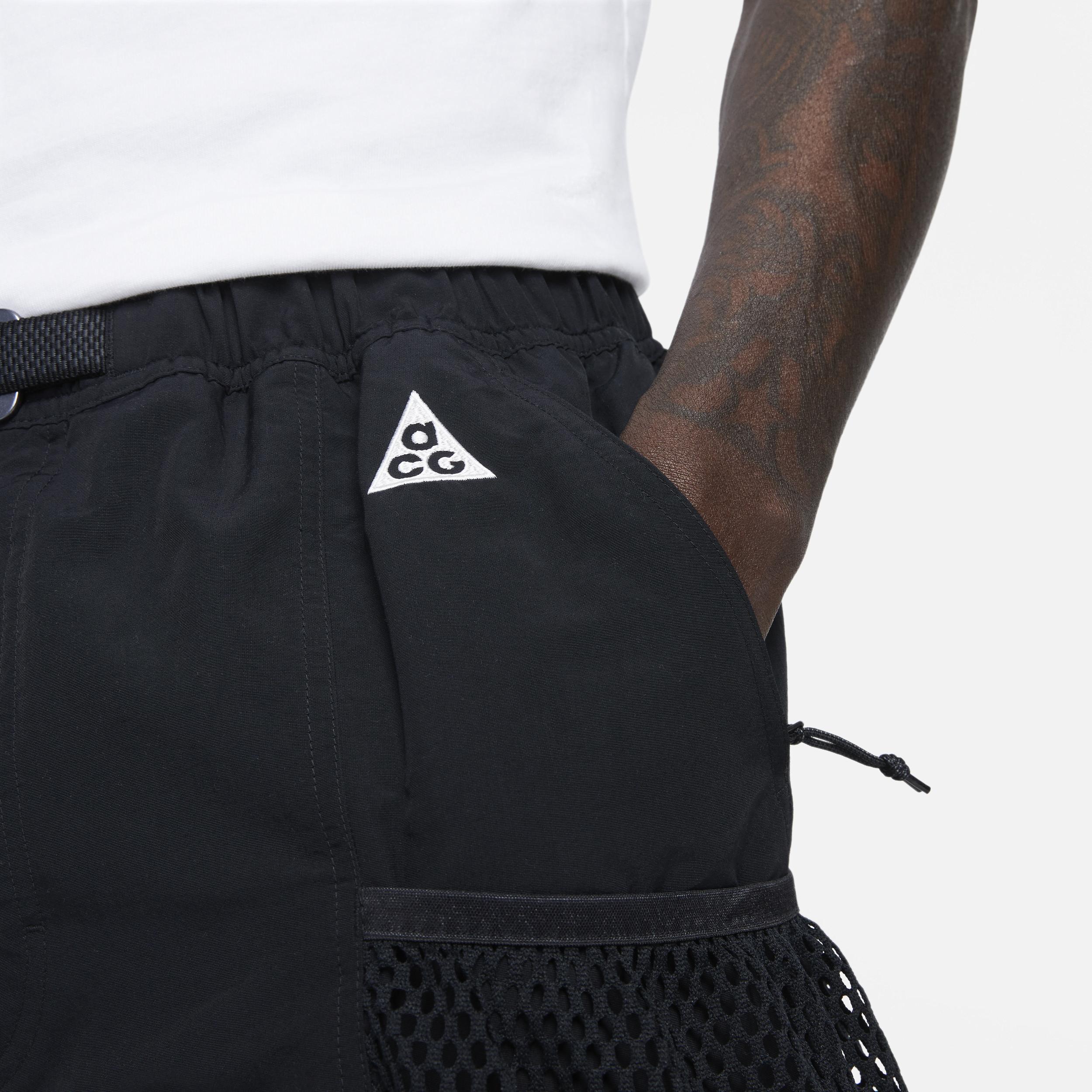 Men's Nike ACG "Snowgrass" Cargo Shorts Product Image