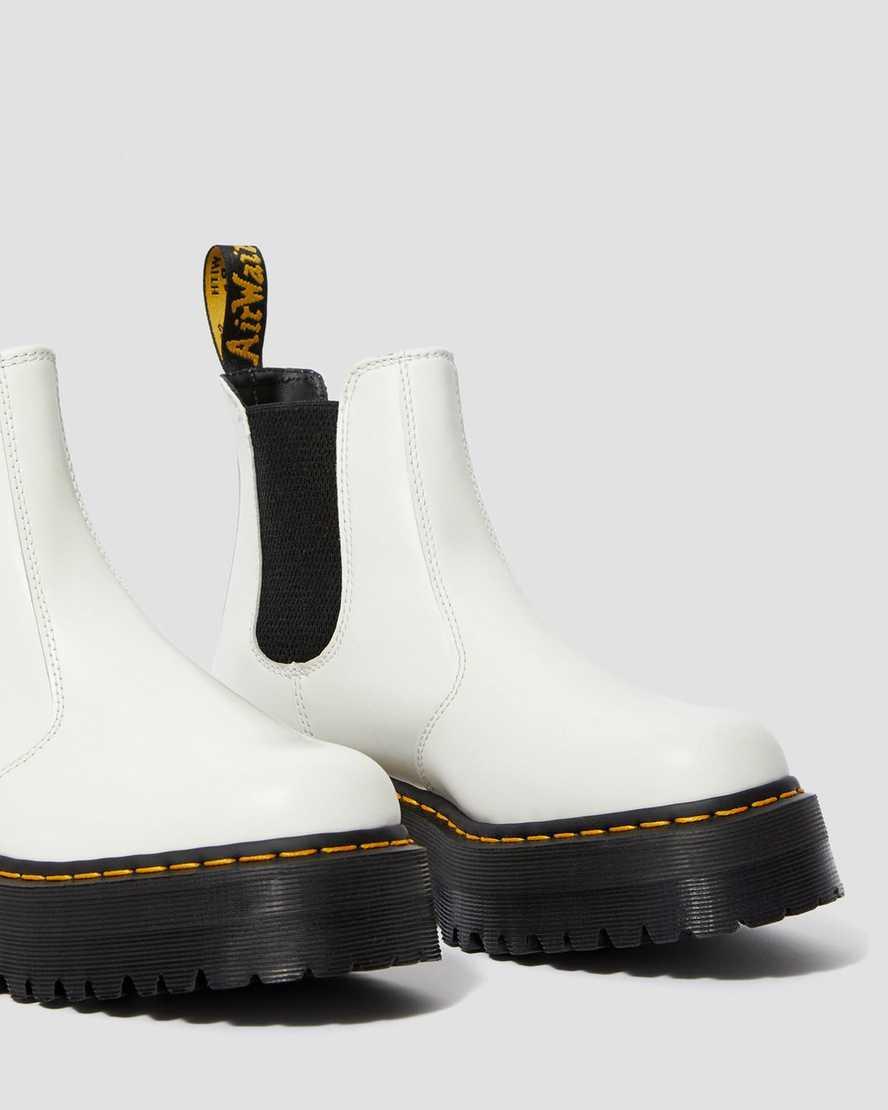 2976 Smooth Leather Platform Chelsea Boots Product Image