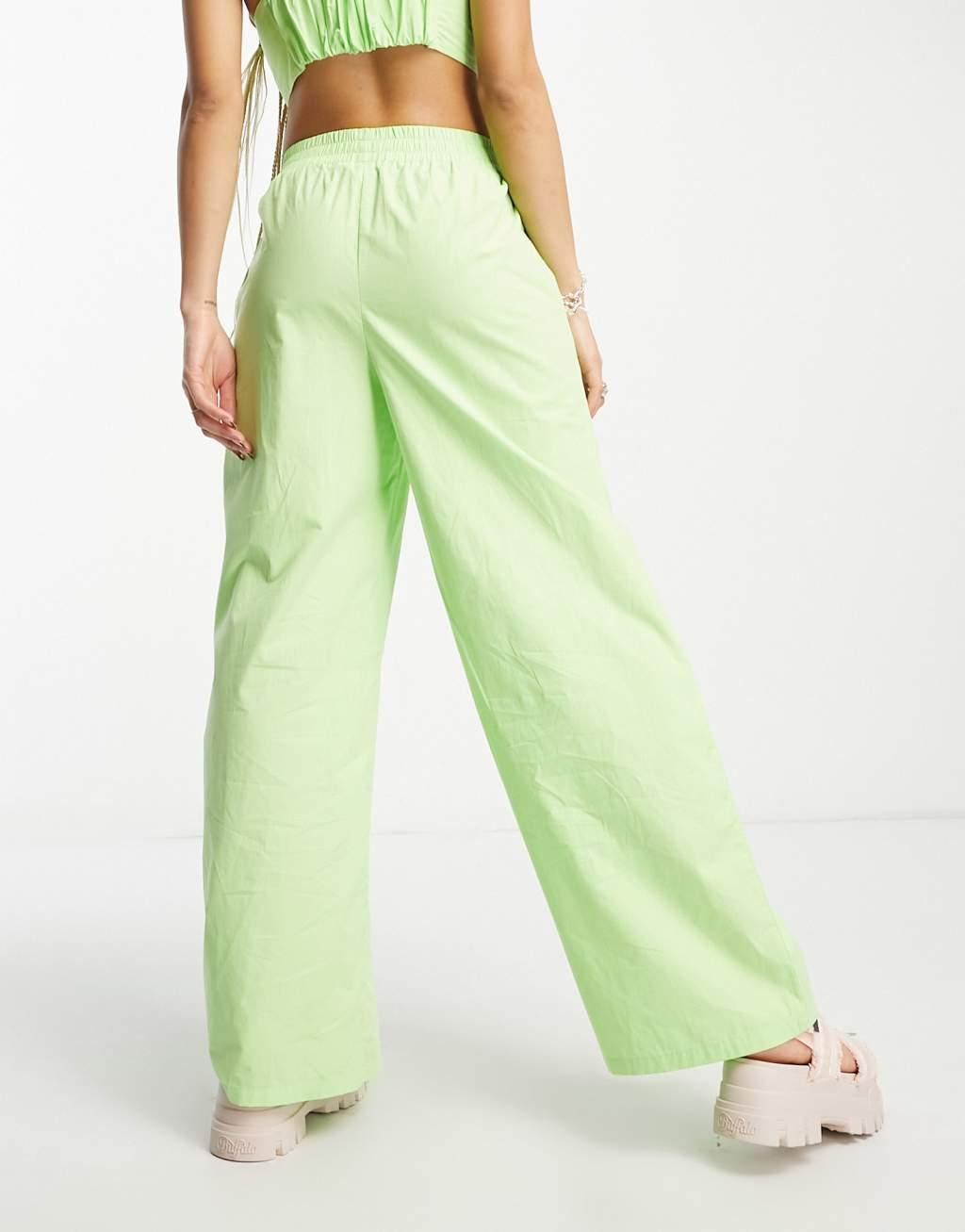 Signature 8 pants in green - part of a set  Product Image