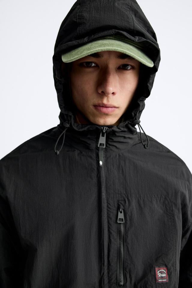 LIGHTWEIGHT TECHNICAL JACKET Product Image