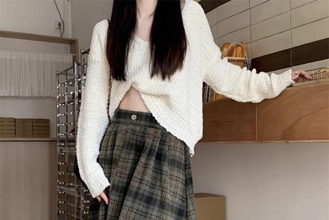 High Rise Plaid Midi A-Line Skirt / V-Neck Plain Button-Up Cardigan Product Image