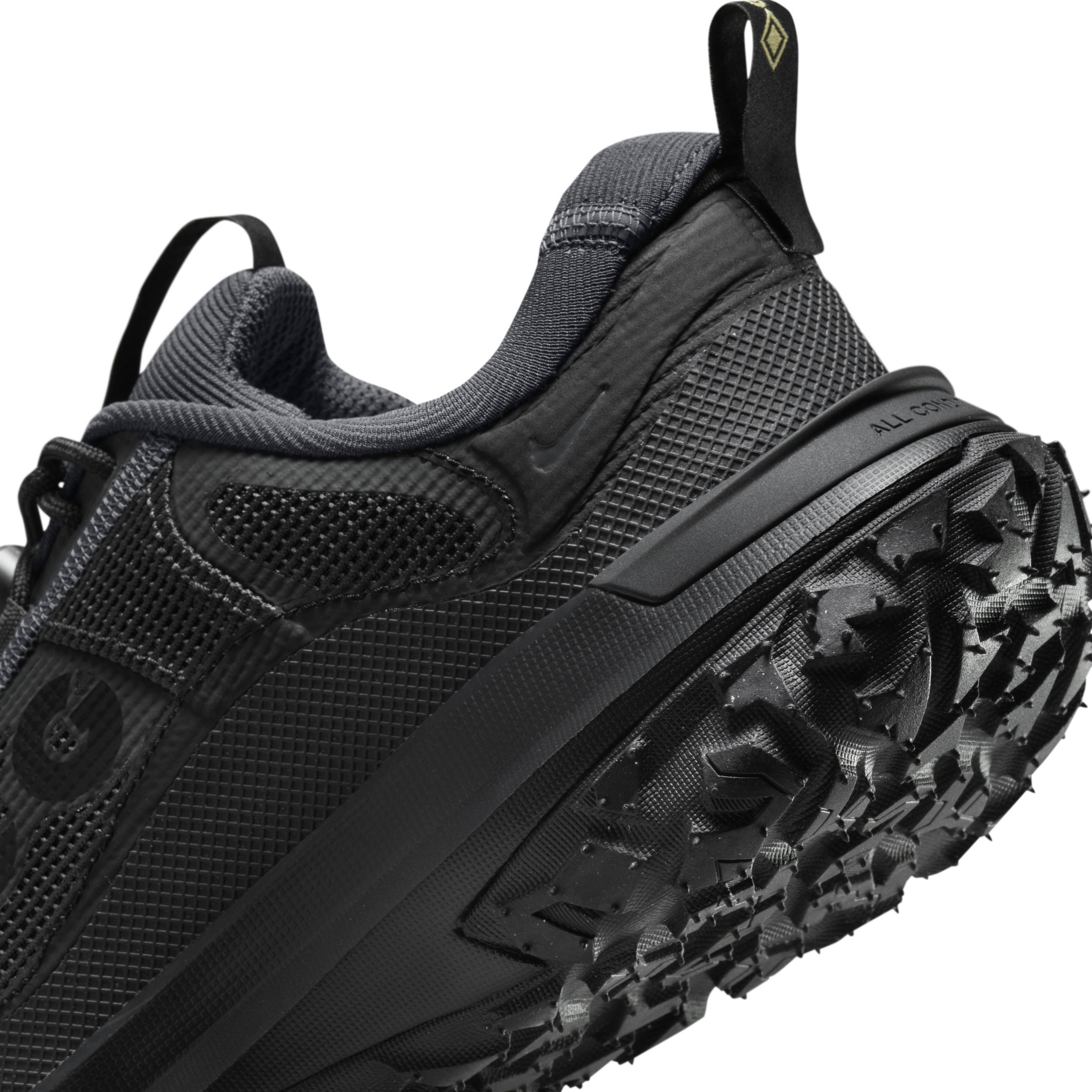 Men's Nike ACG Mountain Fly 2 Low GORE-TEX Shoes Product Image