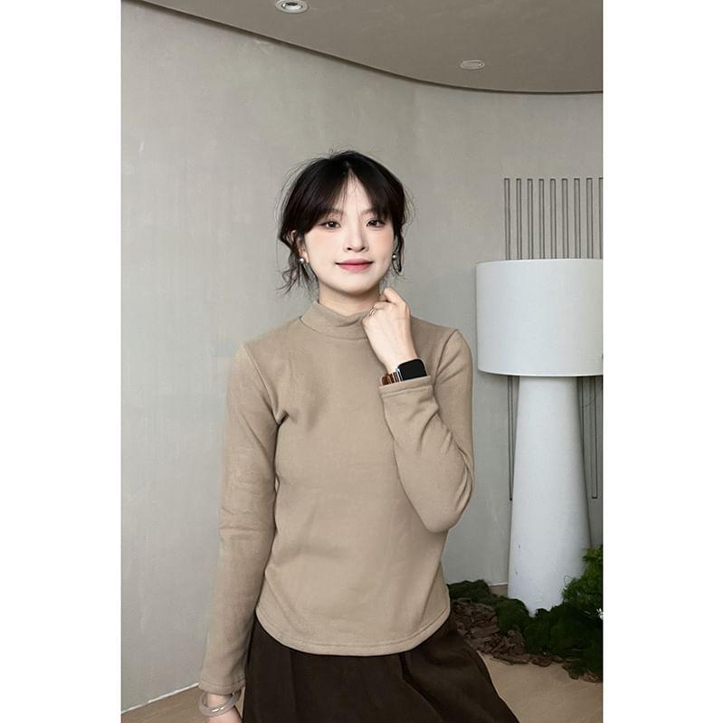 Long-Sleeve Mock Neck Plain Slim Fit T-Shirt Product Image