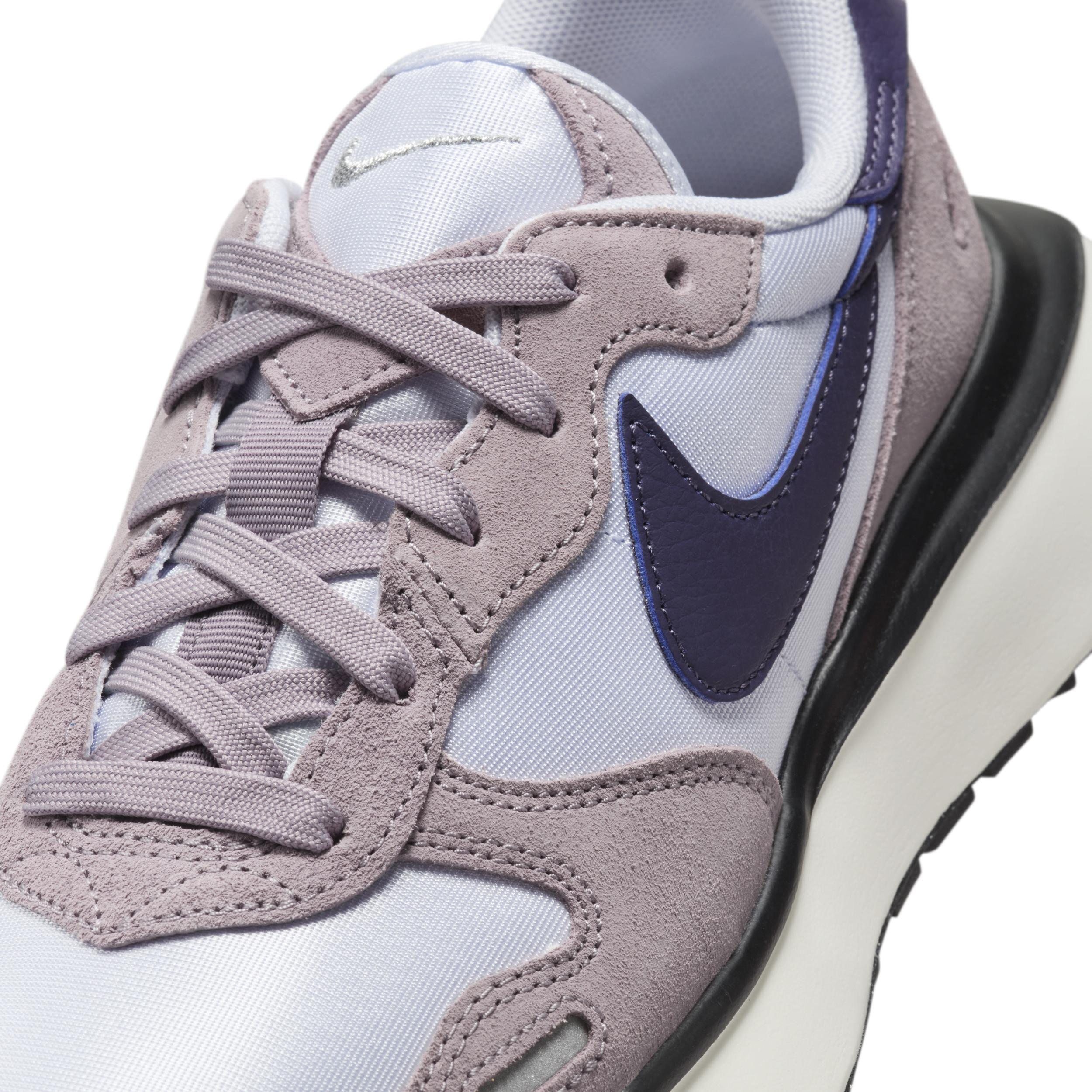 Nike Women's Phoenix Waffle Shoes Product Image