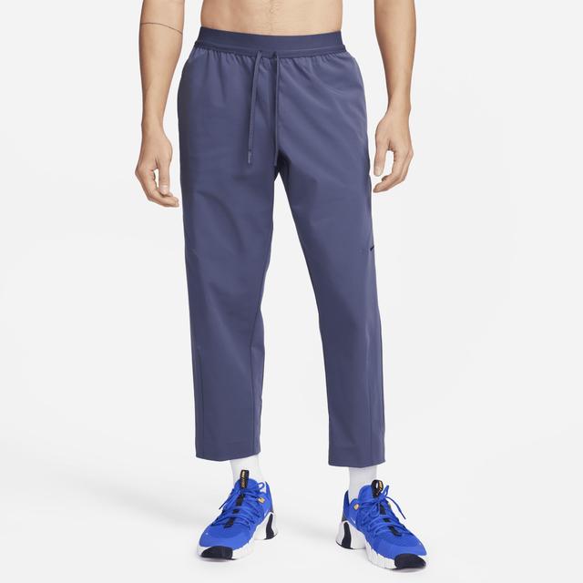 Nike Men's A.P.S. Dri-FIT Woven Versatile Pants Product Image