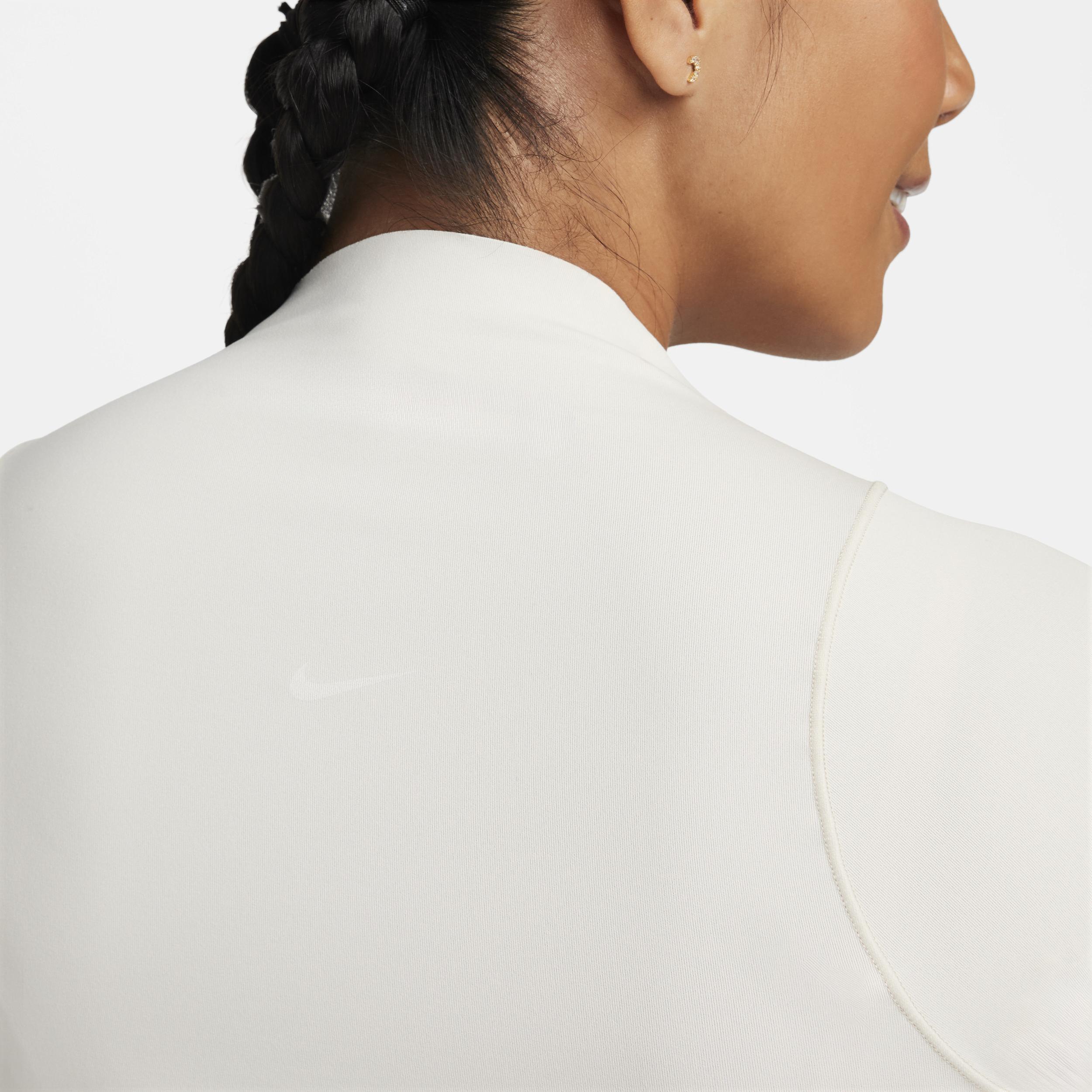 Nike Women's Zenvy Dri-FIT Long-Sleeve Top Product Image