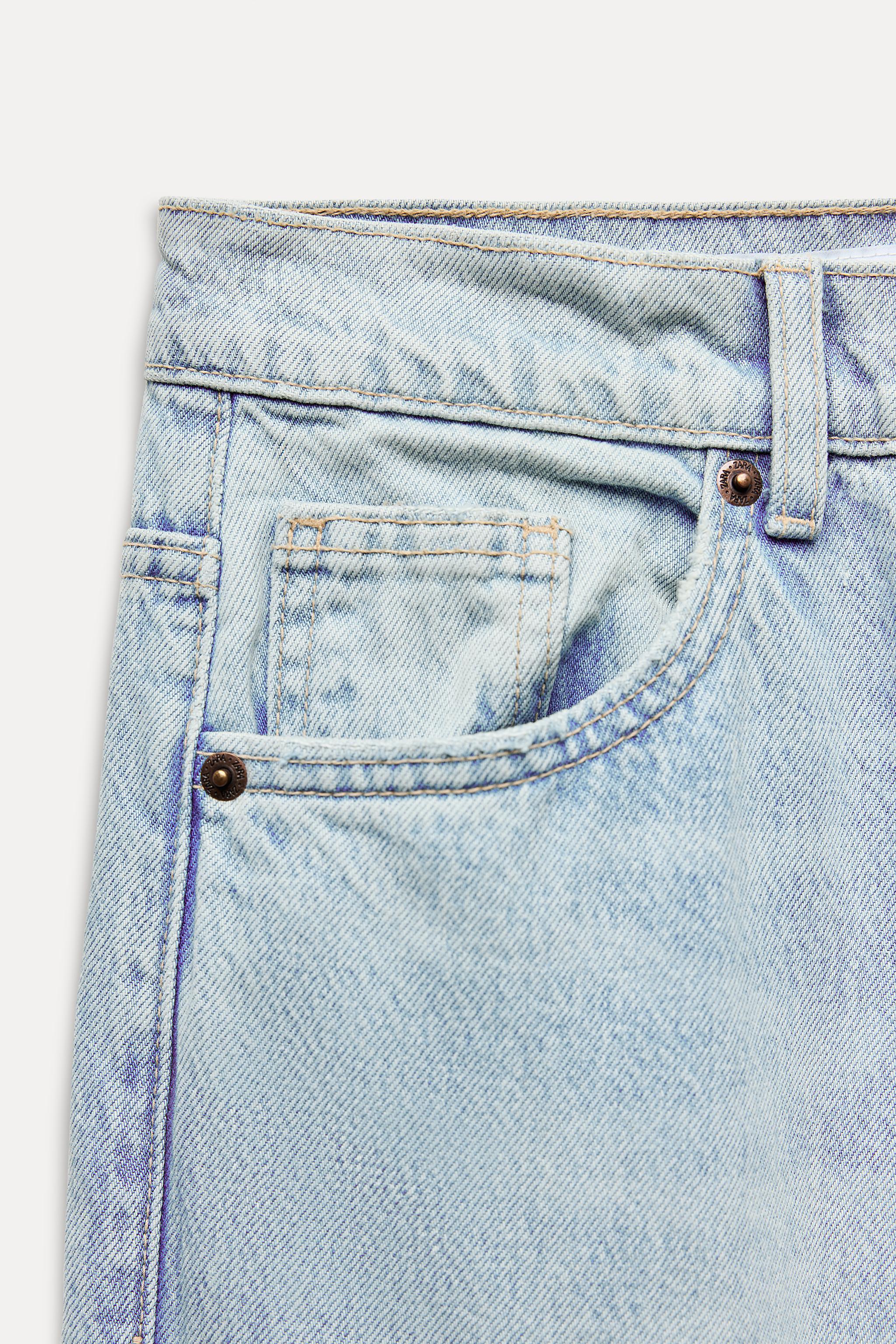 RELAXED MID-RISE TRF JEANS Product Image