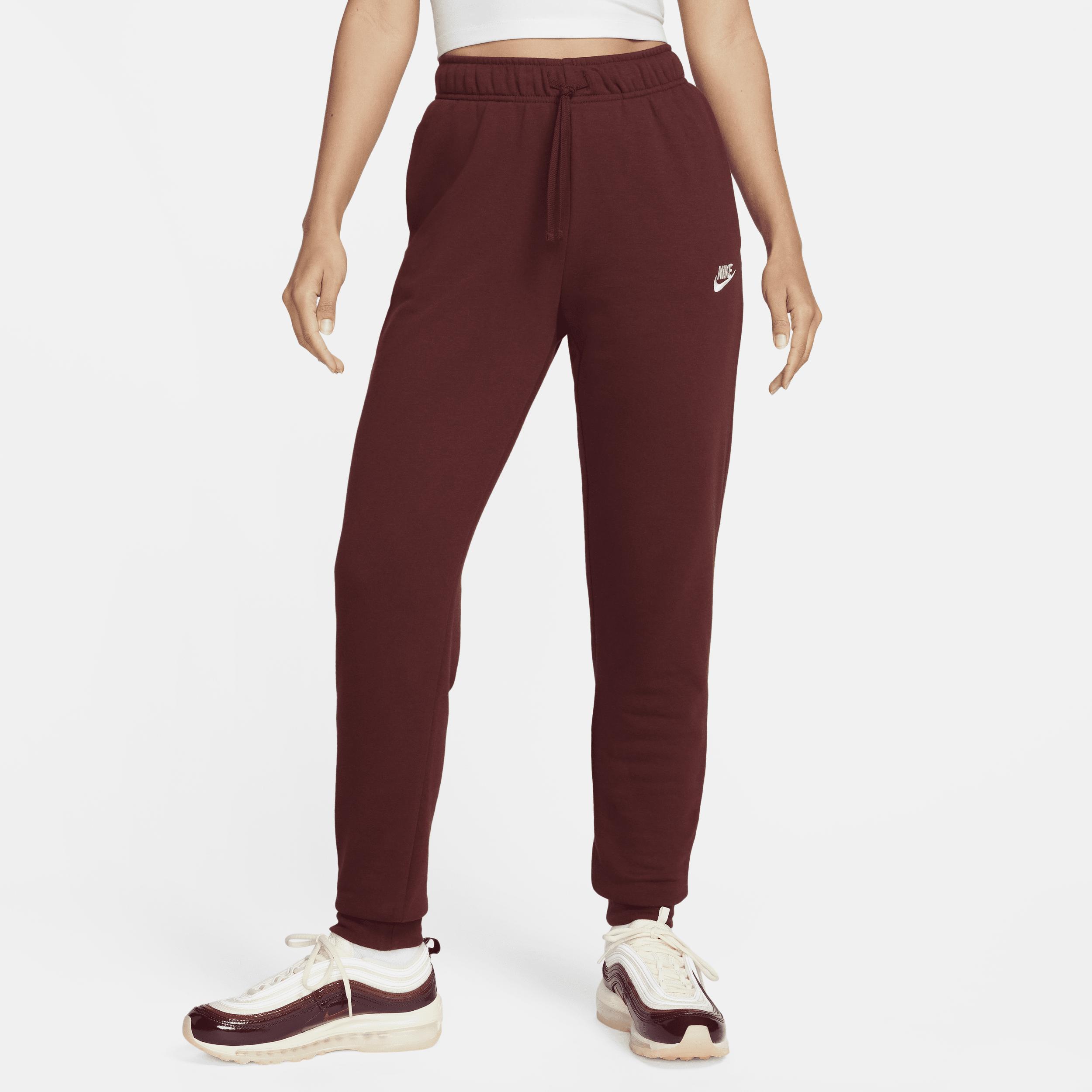 Women's Nike Sportswear Club Fleece Mid-Rise Jogger Pants Product Image