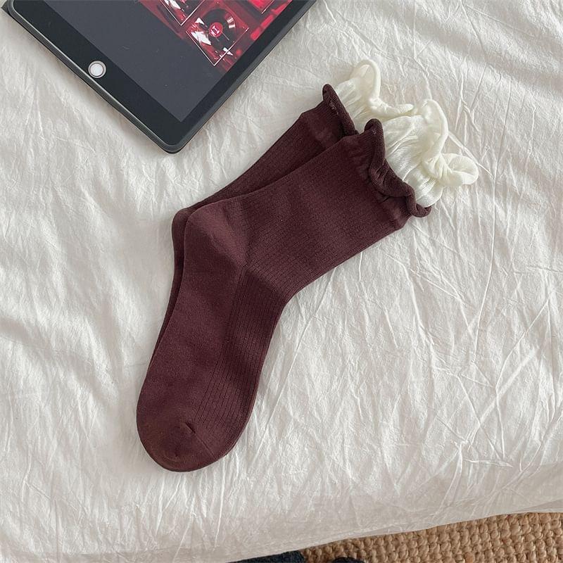 Mock Two Piece Short Socks Product Image