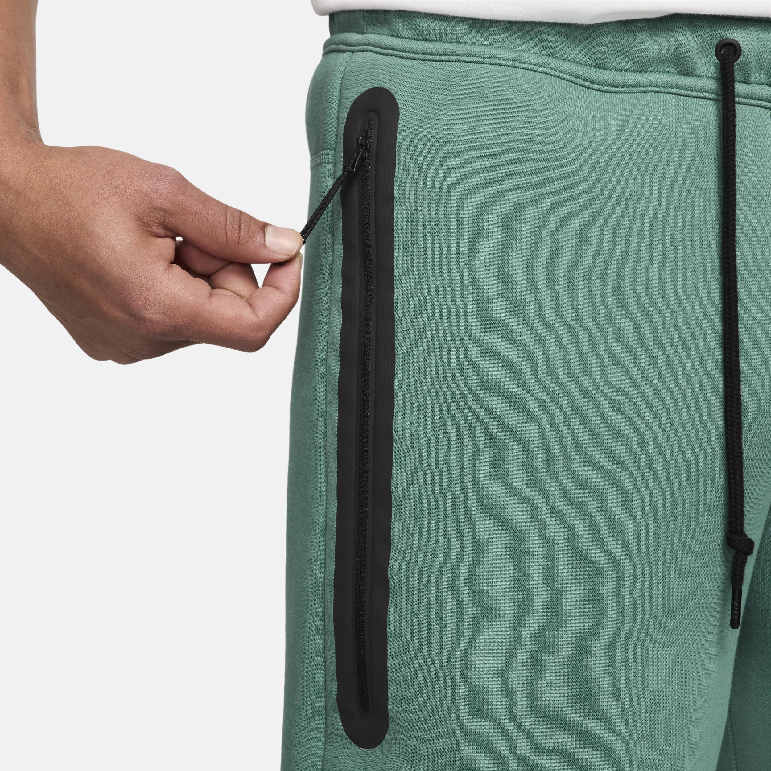 Men's Nike Sportswear Tech Fleece Shorts Product Image