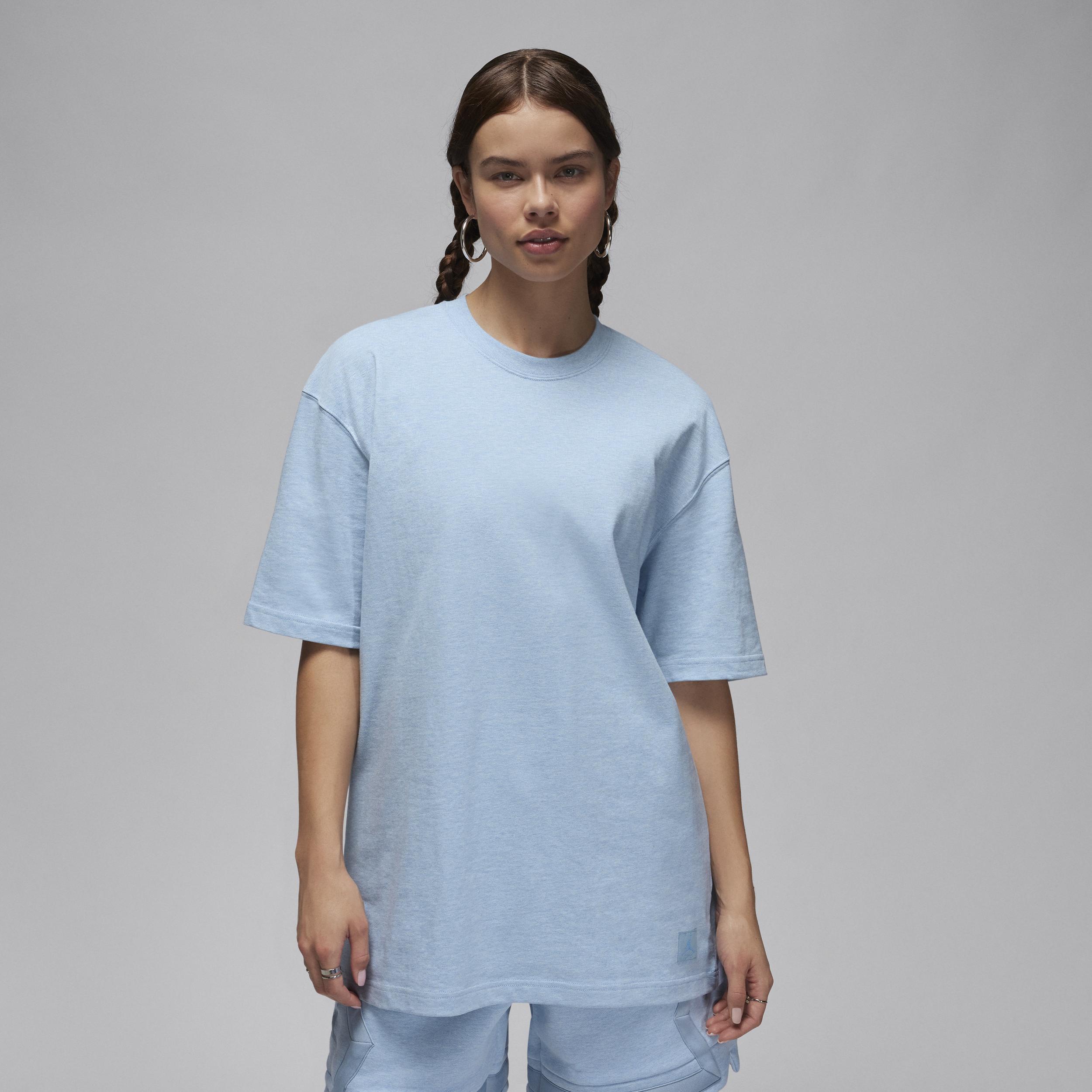 Women's Jordan Essentials Oversized T-shirt Product Image