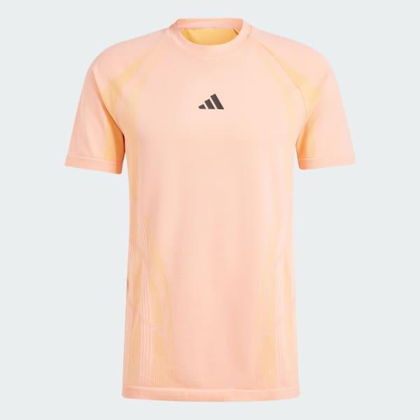 Tennis Pro Seamless AEROREADY FreeLift Tee Product Image