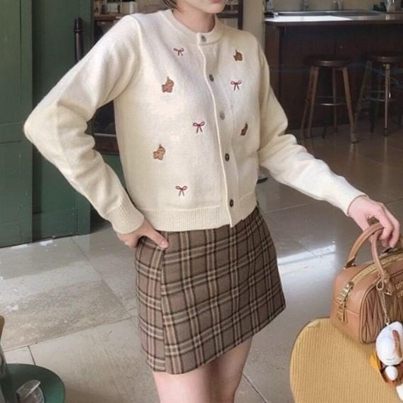 Crewneck Embroidered Button-Up Cardigan Product Image