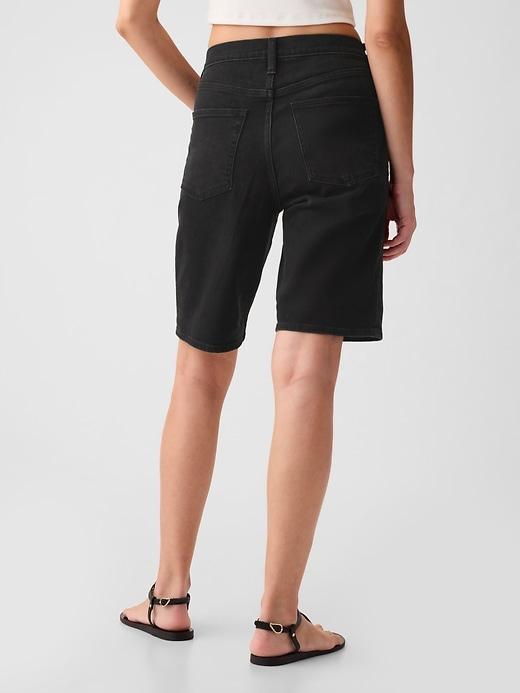 9" High Rise Bermuda Shorts Product Image