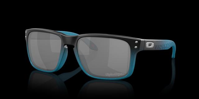 Oakley Holbrook 57mm Prizm Polarized Square Sunglasses Product Image