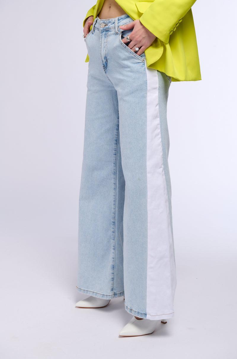 IN AND OUT MID RISE WIDE LEG JEANS Product Image