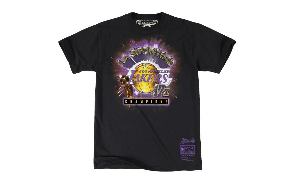 Mitchell & Ness Mens Los Angeles Lakers Showtime Collection T-Shirt Product Image