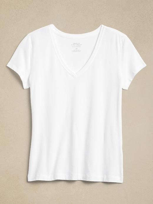 Timeless V-Neck T-Shirt Product Image