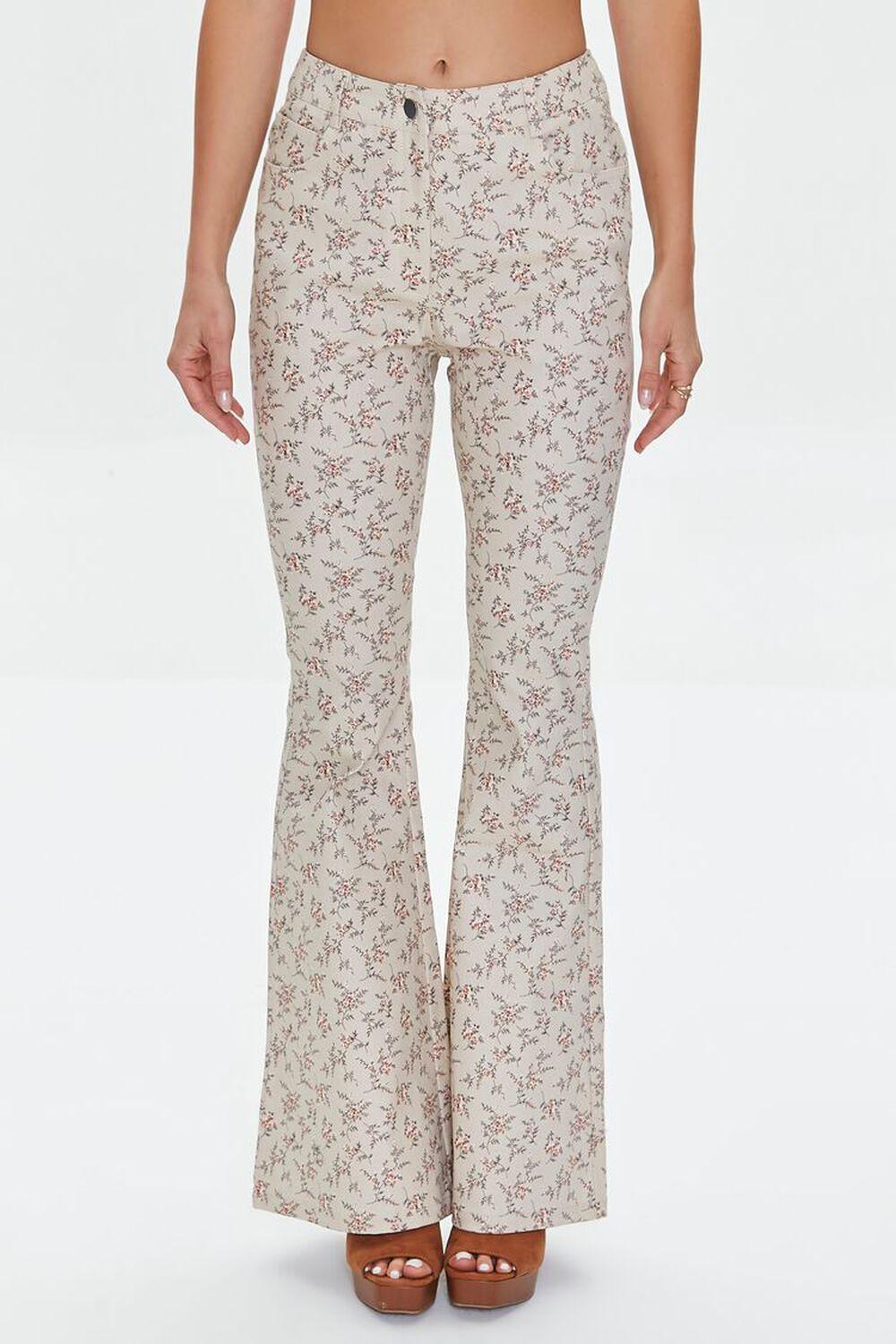 Ditsy Floral Print Flare Pants | Forever 21 Product Image