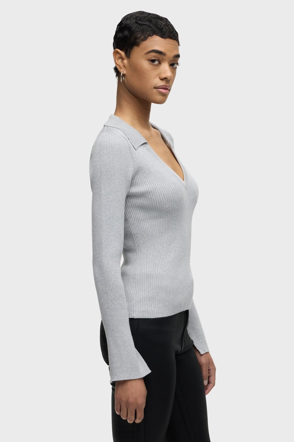 Long Sleeve V-Neck Popover Female Product Image