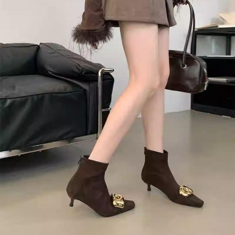 Kitten Heel Pointed Short Boots product image