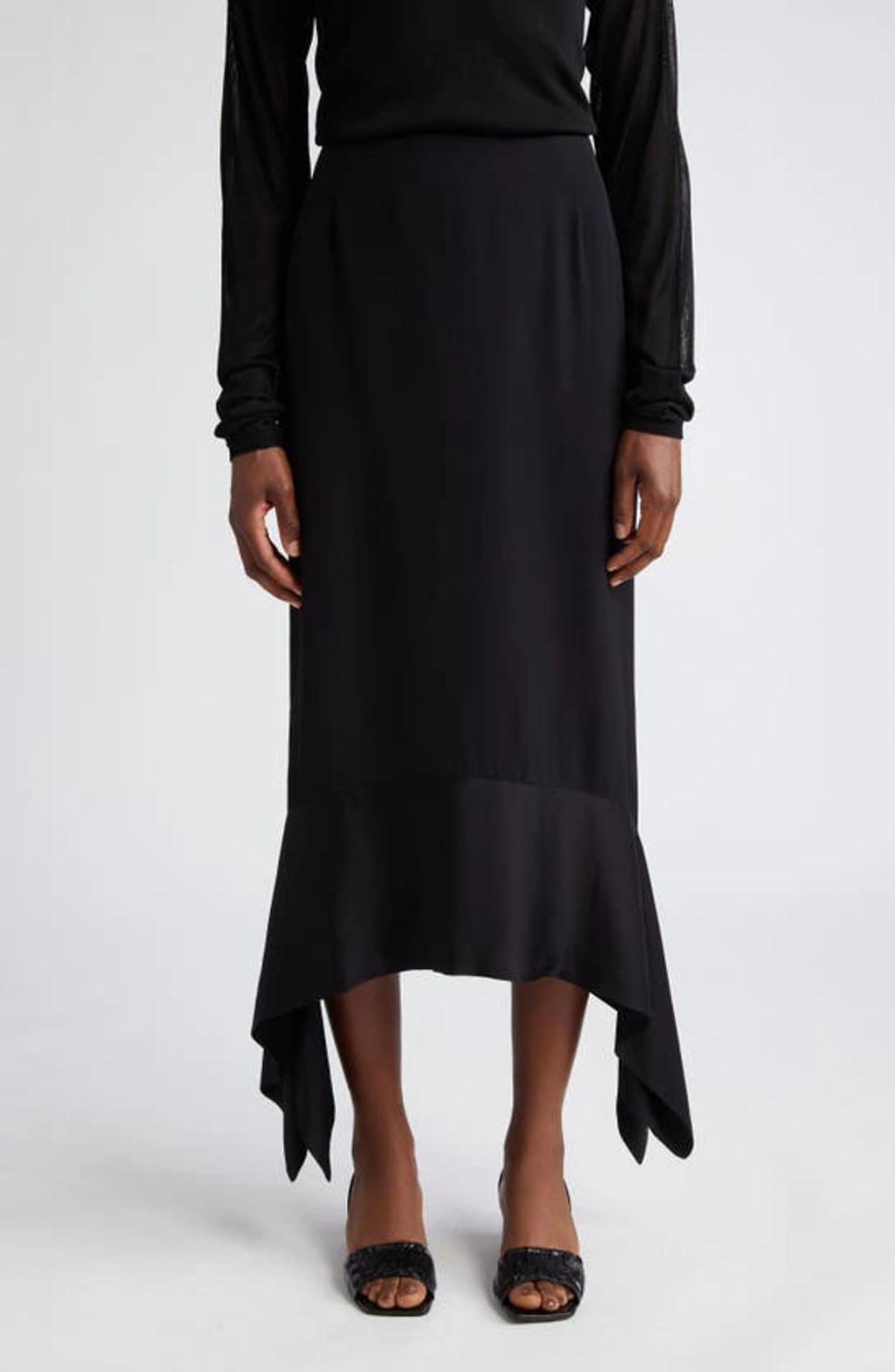 Satin-sash Crepe Maxi Skirt In Black product image