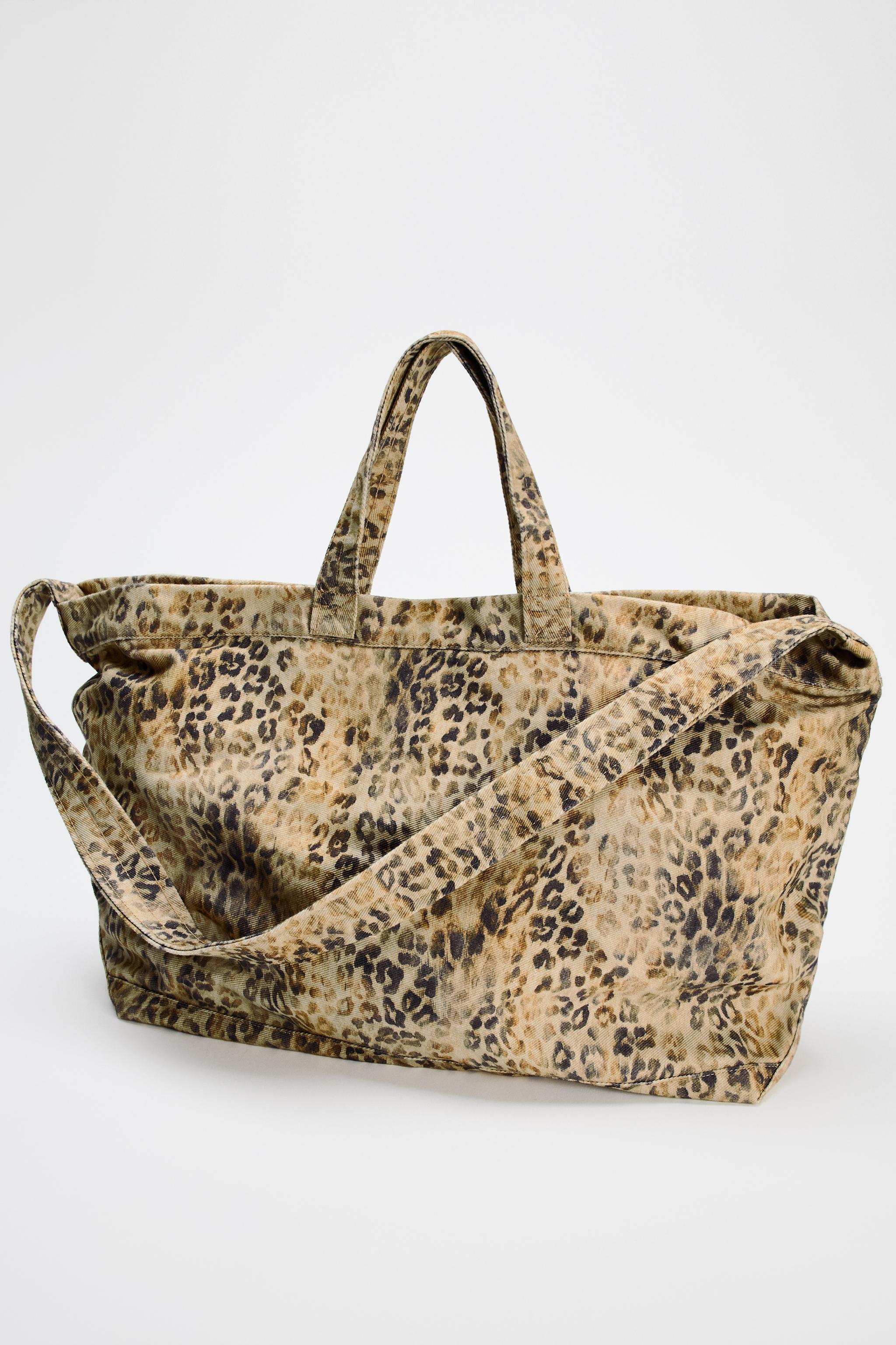 ANIMAL EMBOSSED SHOPPER BAG Product Image