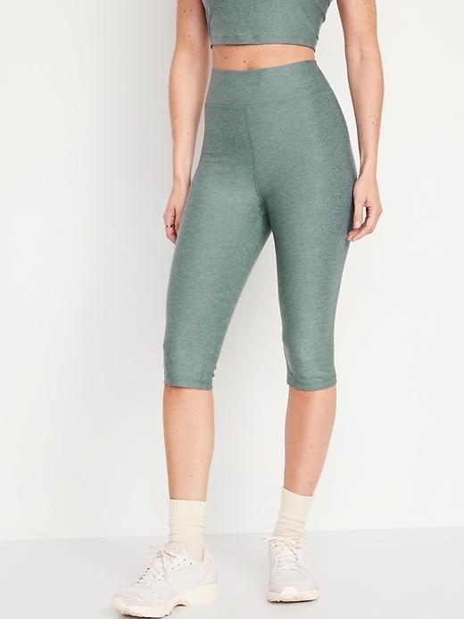 Extra High-Waisted Cloud+ Crop Leggings product image