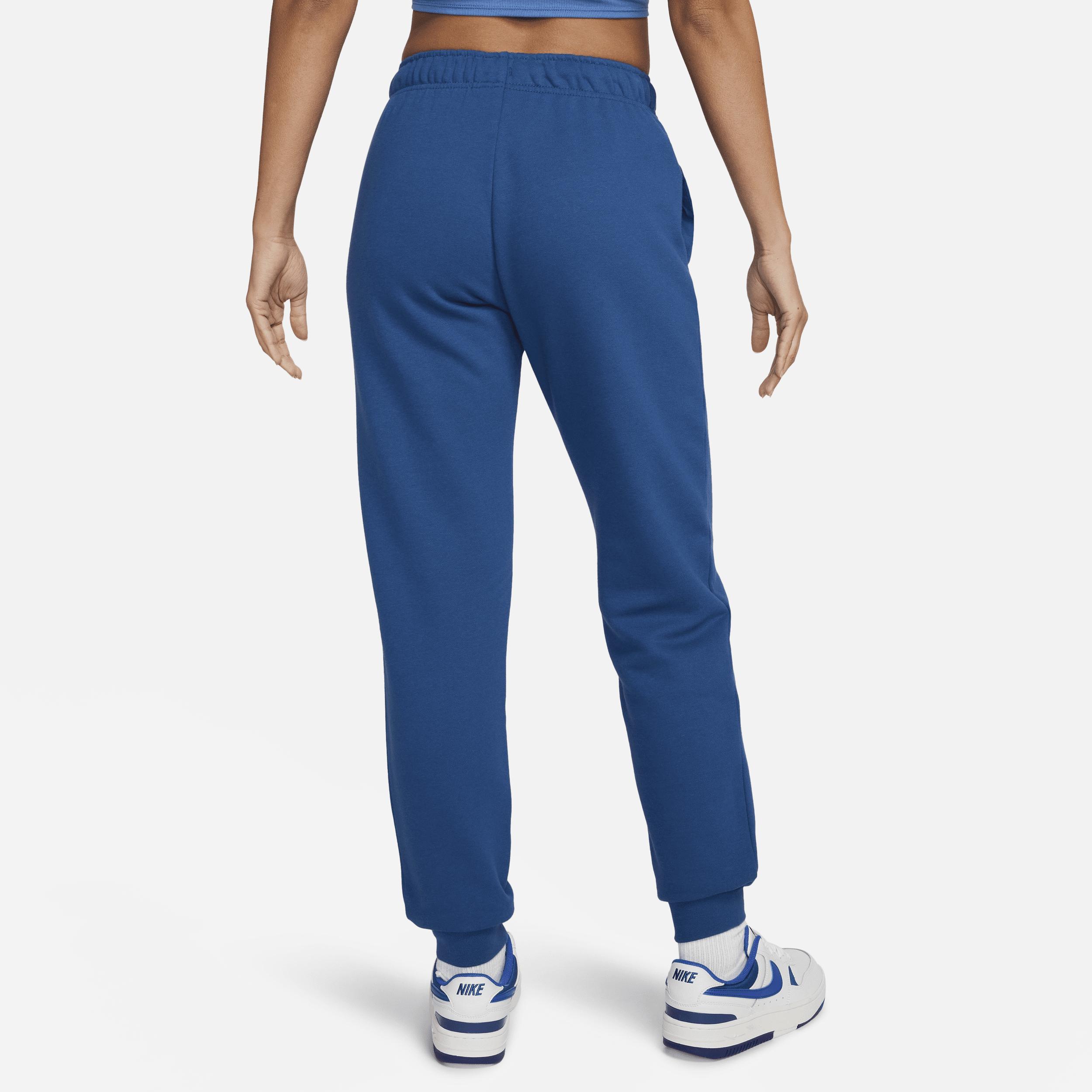 Women's Nike Sportswear Club Fleece Mid-Rise Jogger Pants Product Image