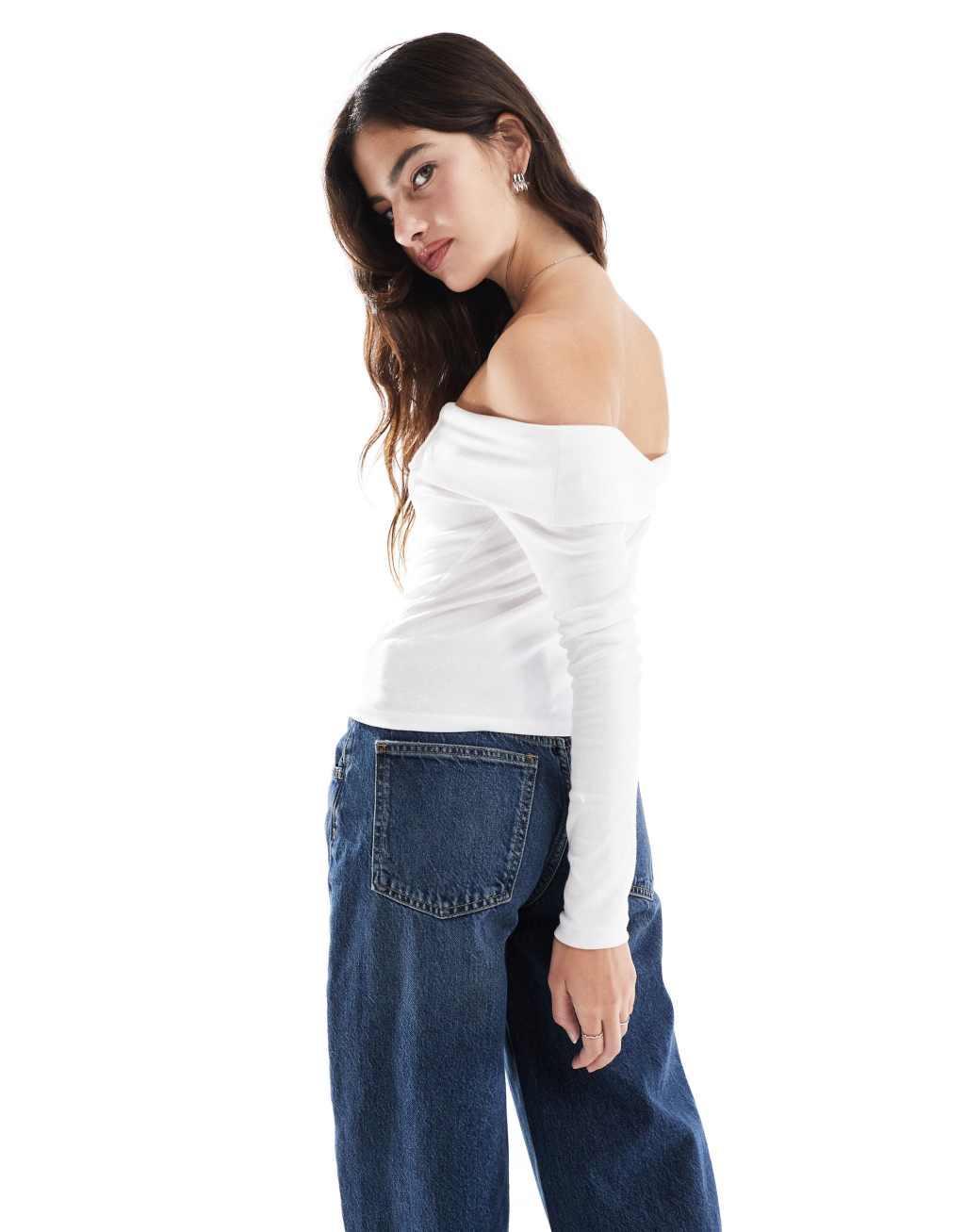 Stradivarius off shoulder top in white Product Image