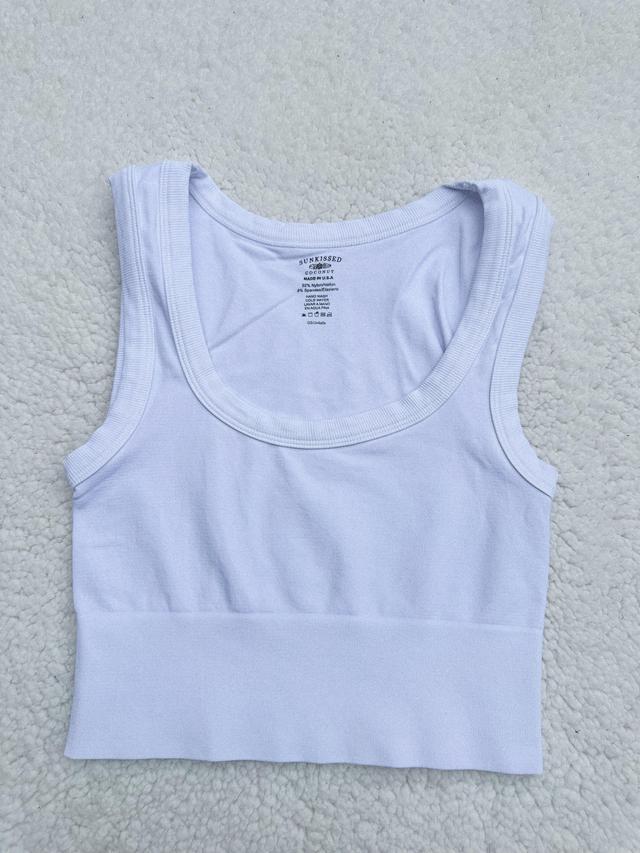 Essential Scoop Neck Tanktop Girls Product Image