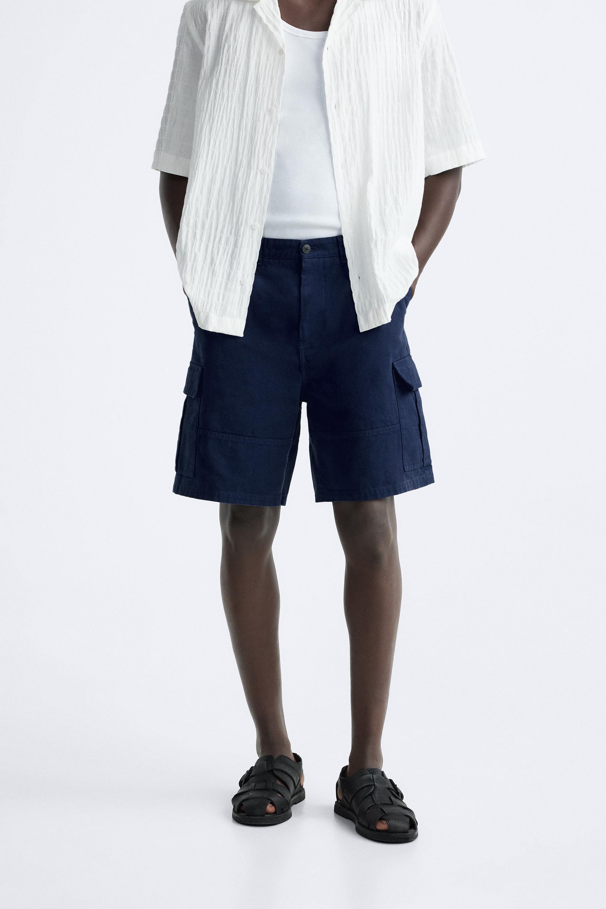 CARGO SHORTS Product Image