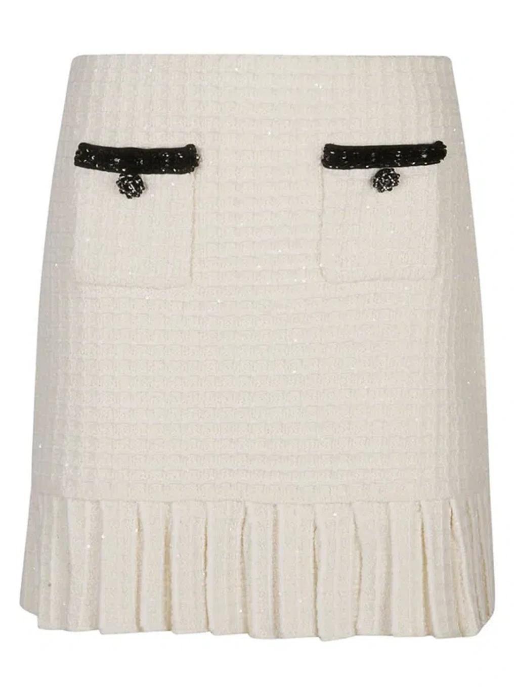 Skirt In White Product Image