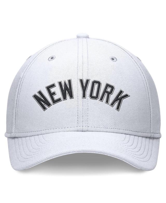 NIKE Men's White New York Yankees Evergreen Performance Flex Hat Product Image