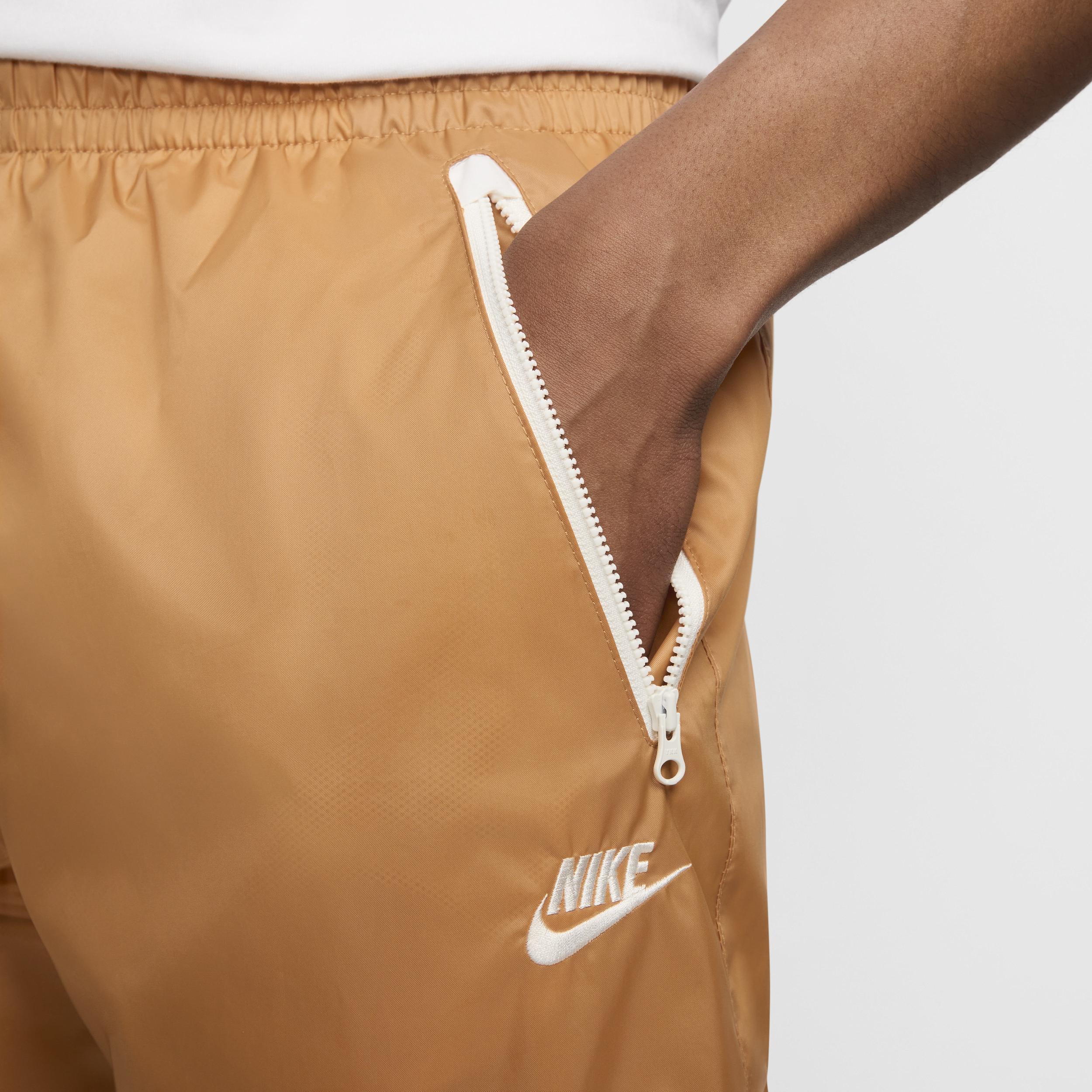 Nike Men's Windrunner Woven Lined Pants Product Image